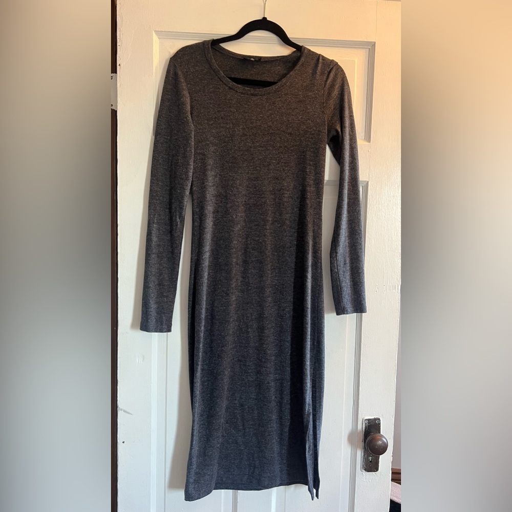 Aritzia Wilfred Free Dress with Sweatheart Neckline - Picture 2 of 5